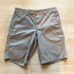 Men's GAP Classic Khaki Flat Front Shorts